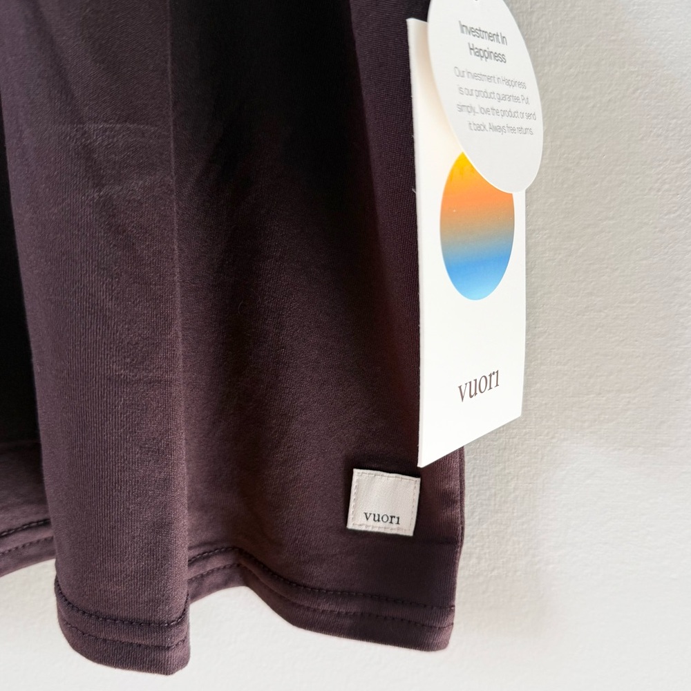 NWT Vuori Women's Energy Tank Top ingredients Raisin size Medium - Picture 5 of 6